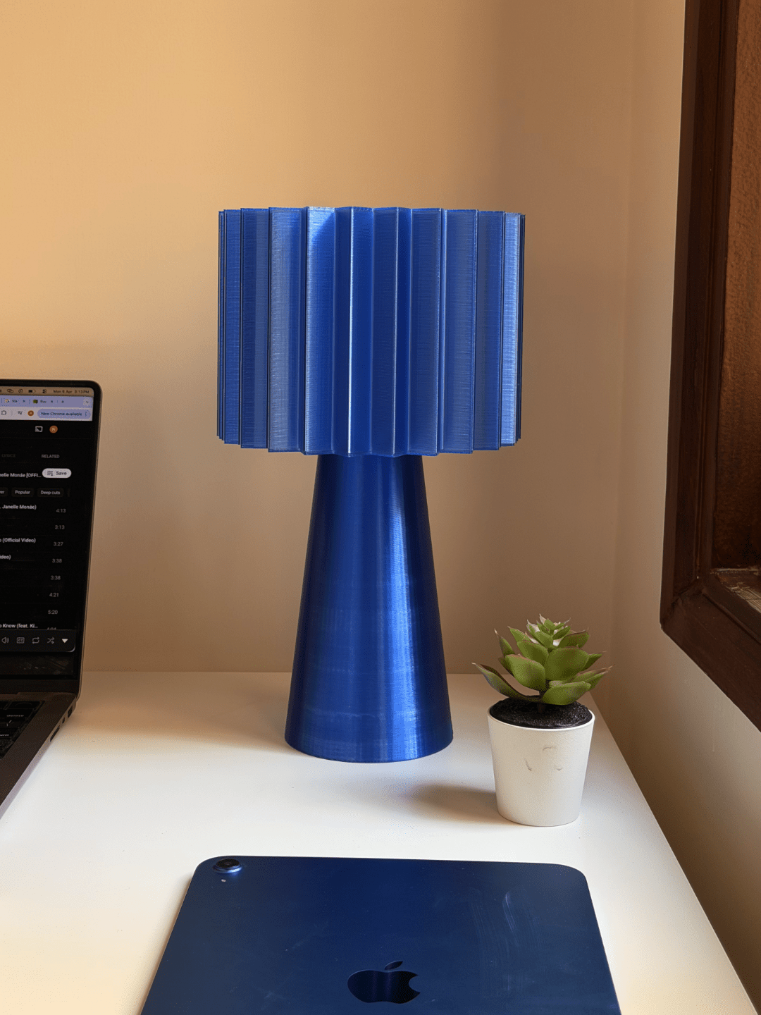 Orika Lamp - 1093
