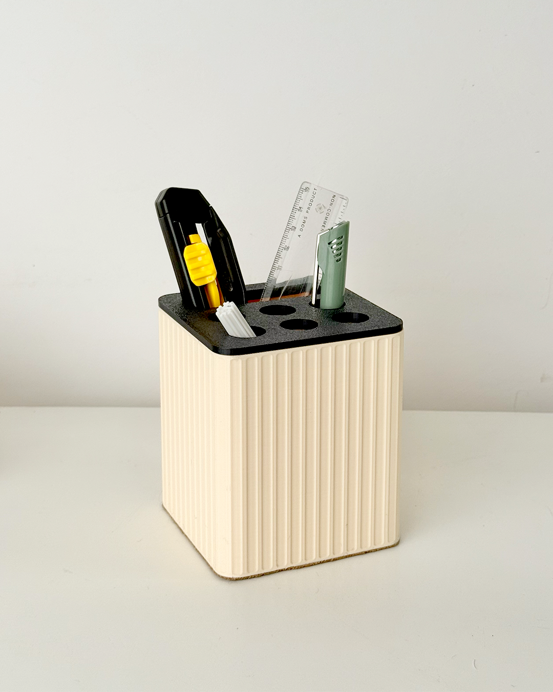 Bloc Pen Holder