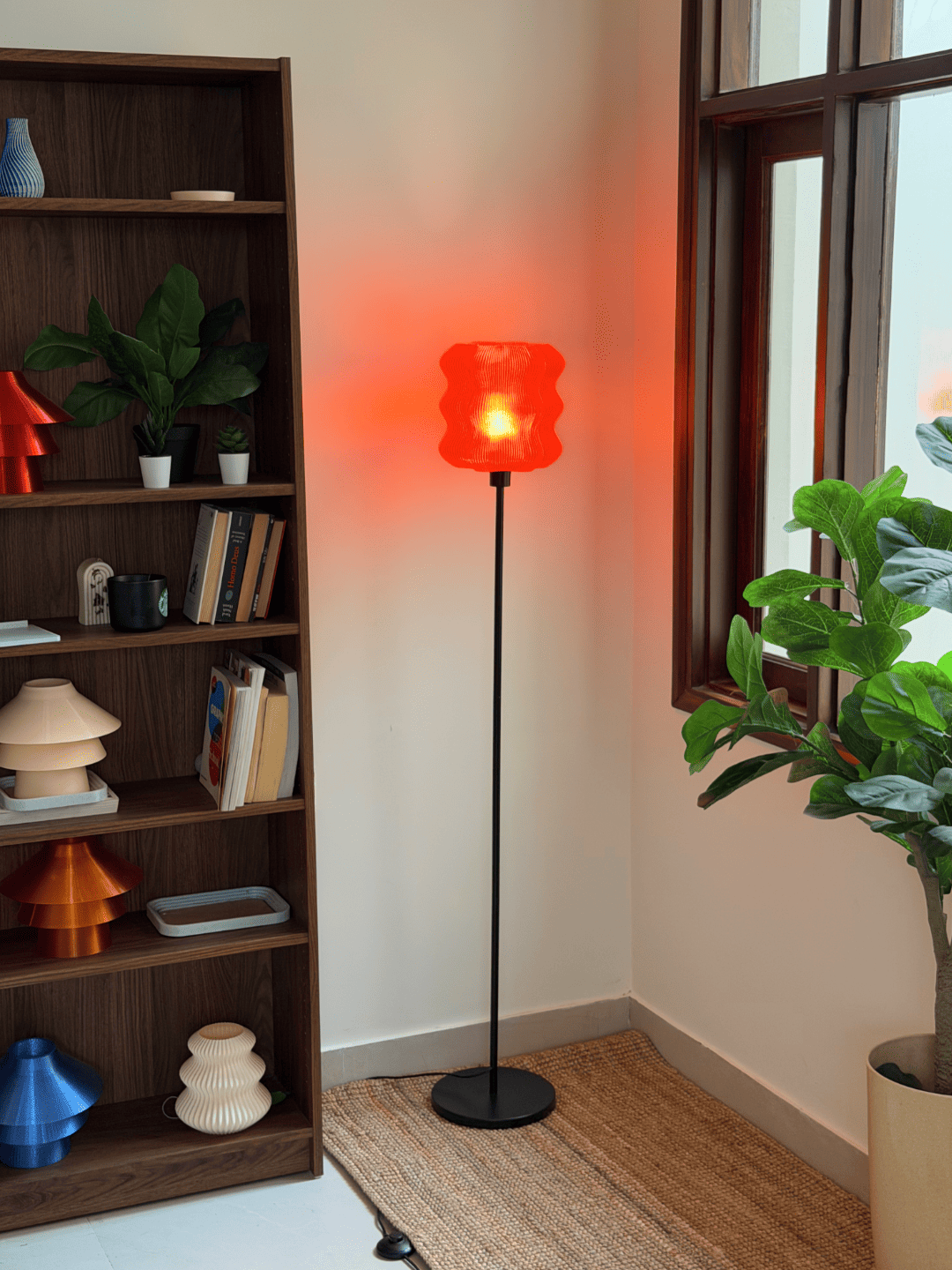 Ripple Floor Lamp