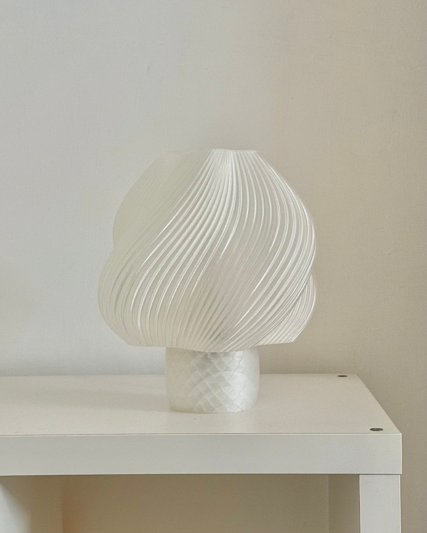 Sundae Swirl Lamp