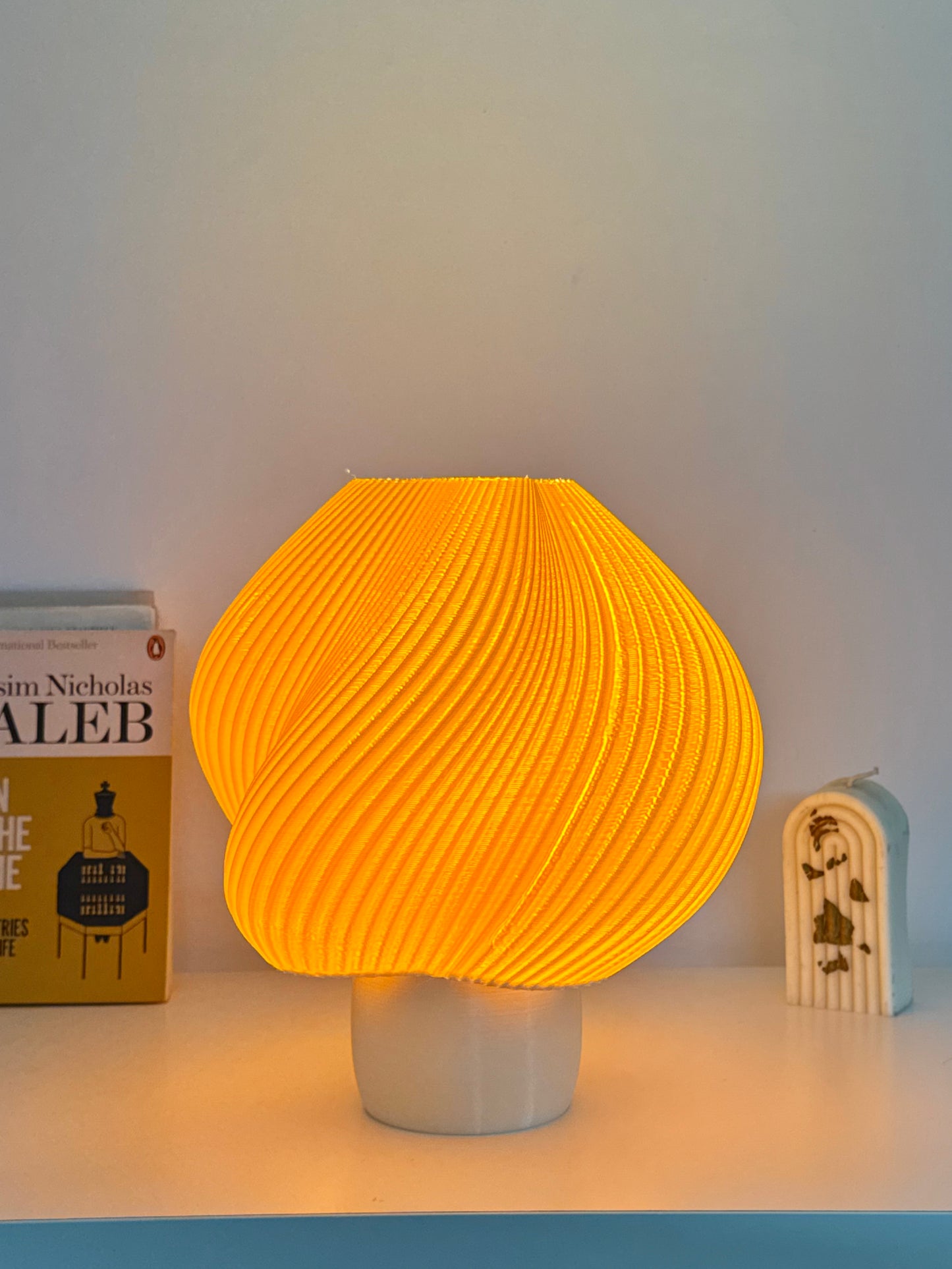 Sundae Swirl Lamp