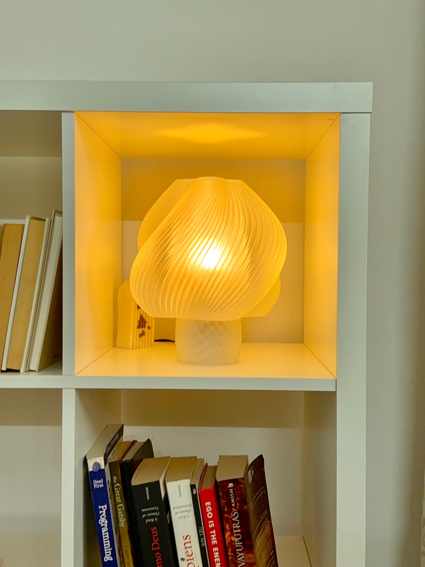 Sundae Swirl Lamp