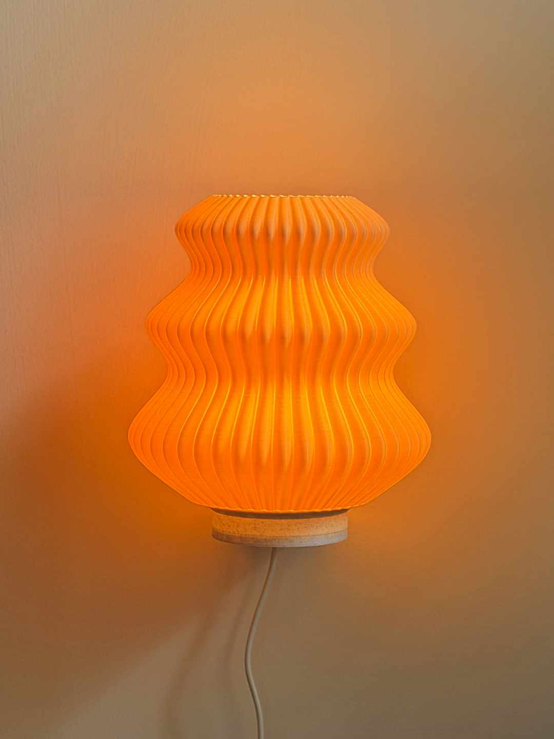 Solis Plug-In Wall Lamp