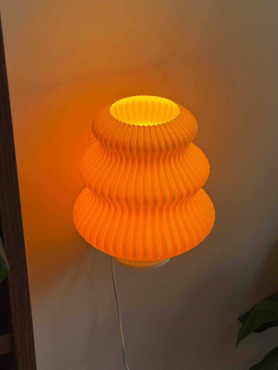 Solis Plug-In Wall Lamp