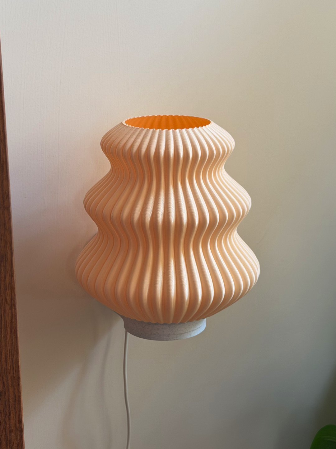 Solis Plug-In Wall Lamp