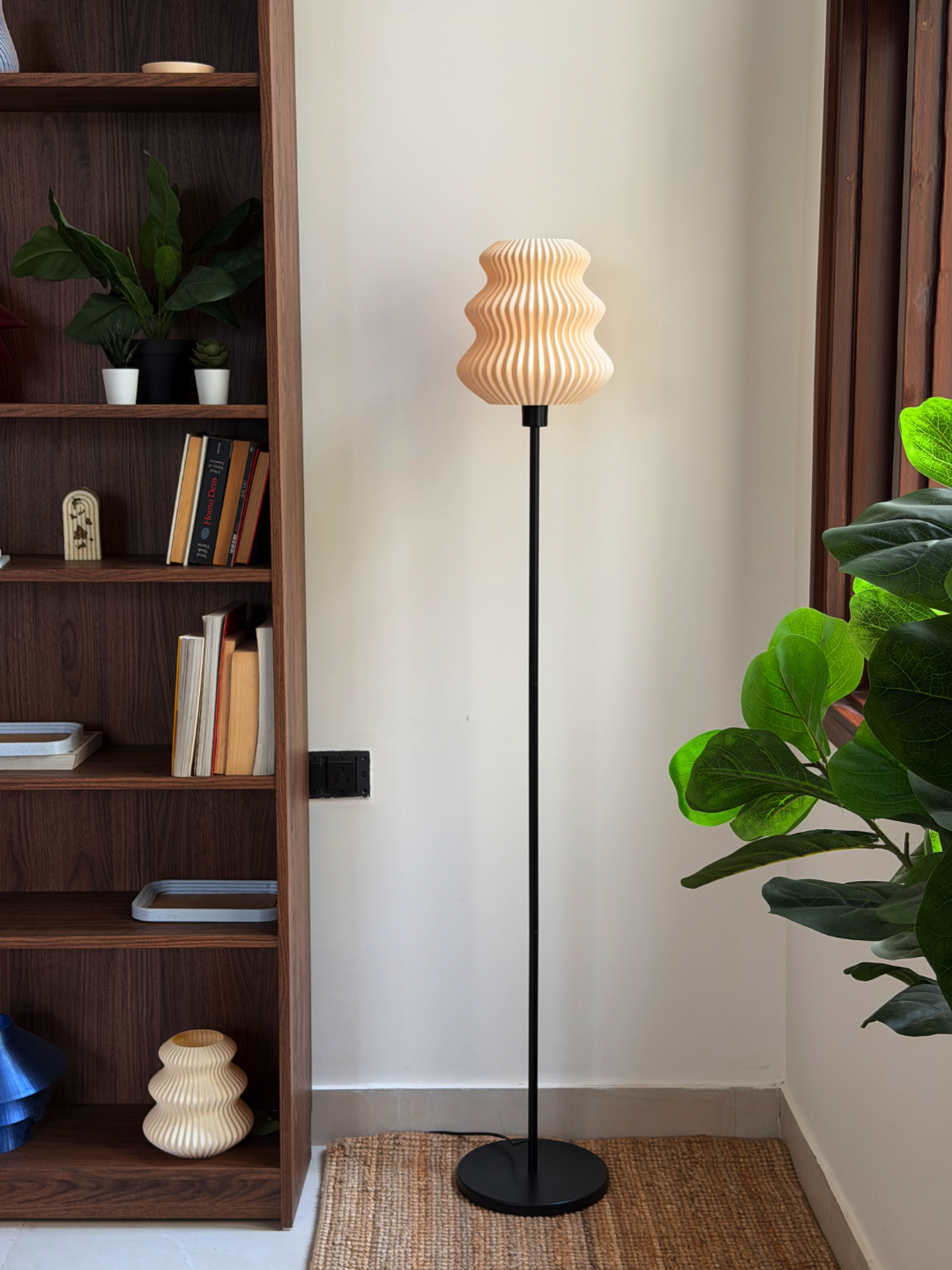 Solis Floor Lamp
