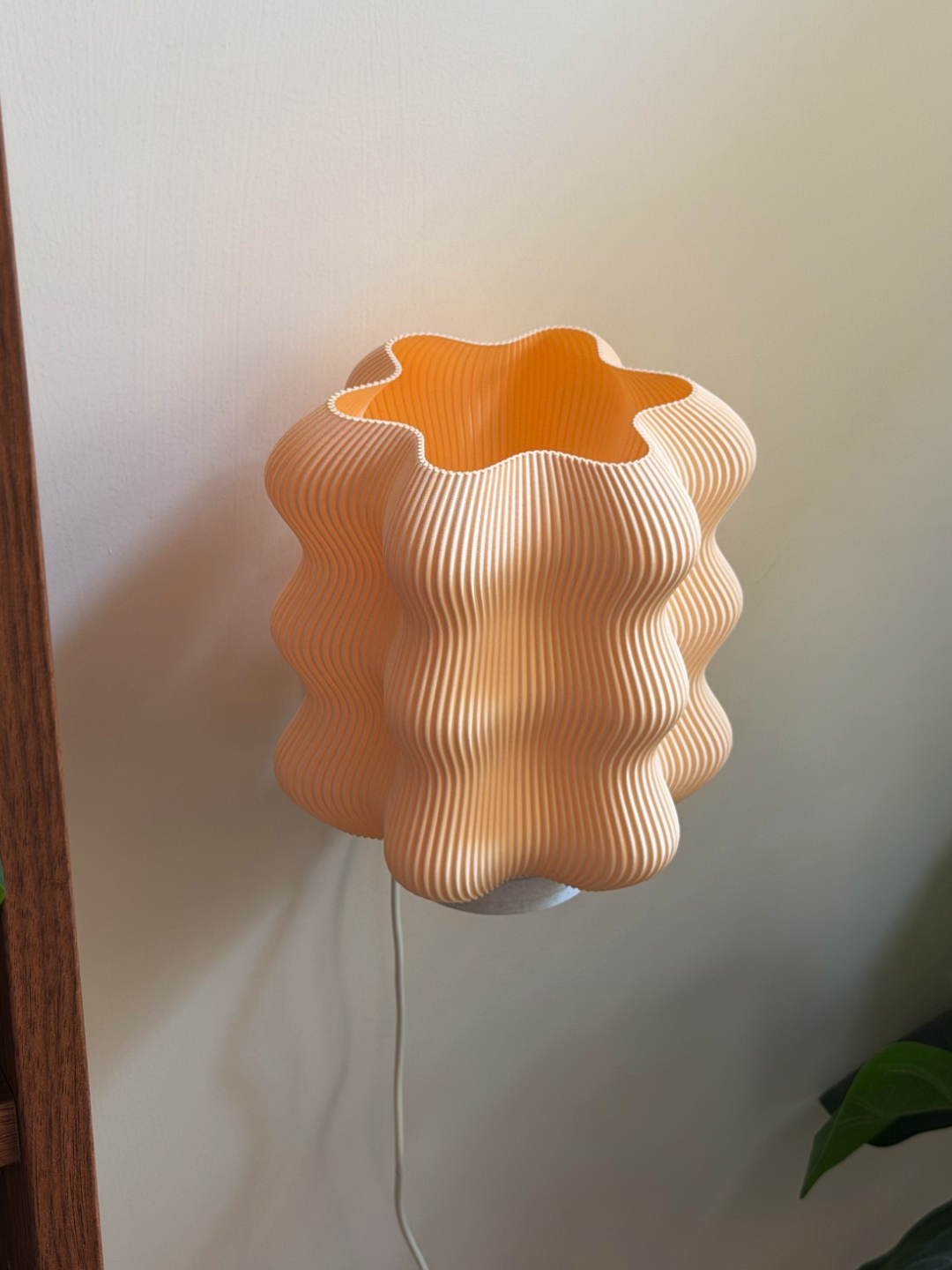 Solis Plug-In Wall Lamp