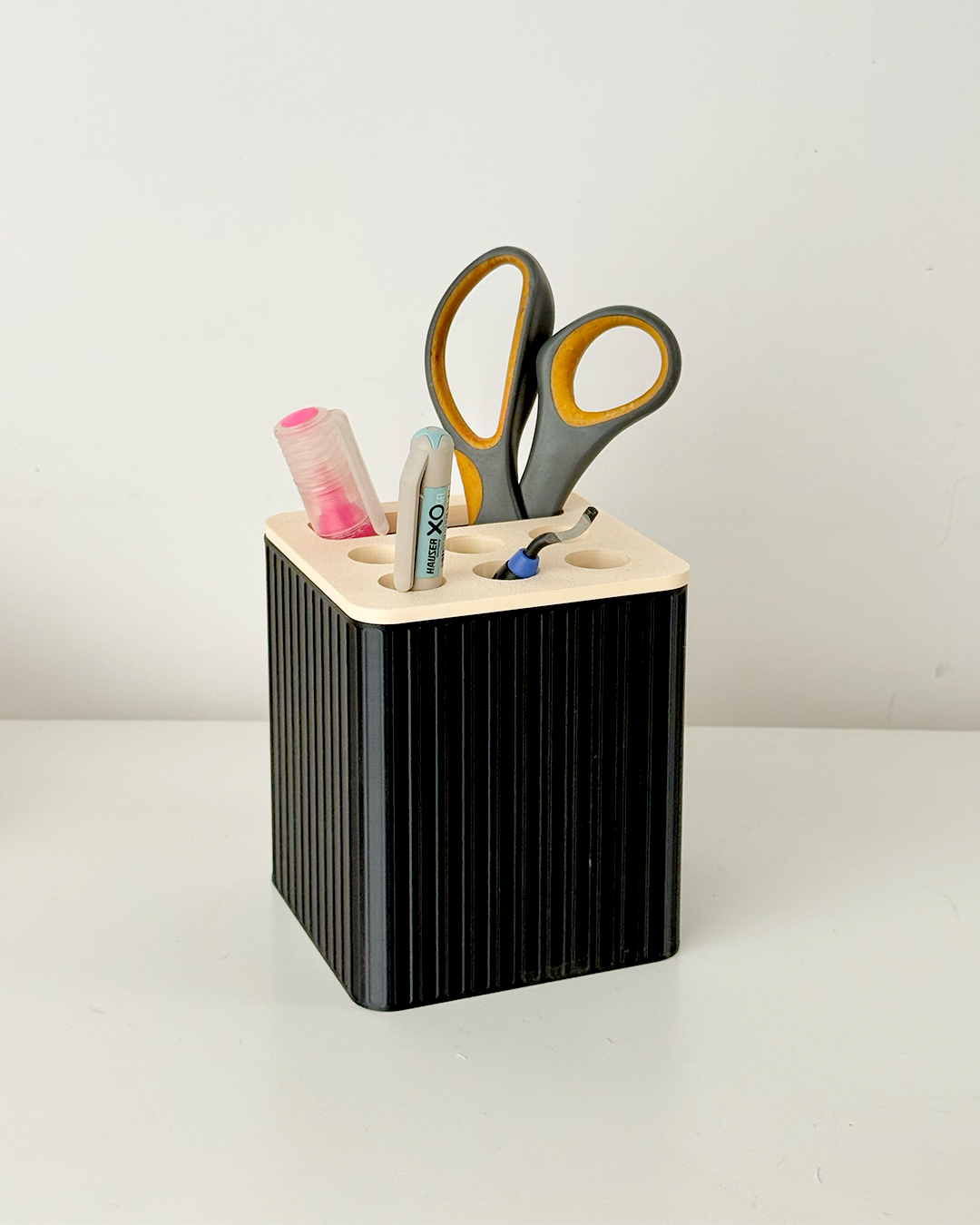 Bloc Pen Holder