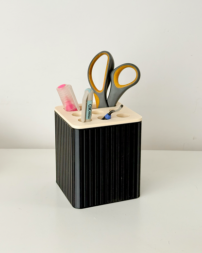 Bloc Pen Holder