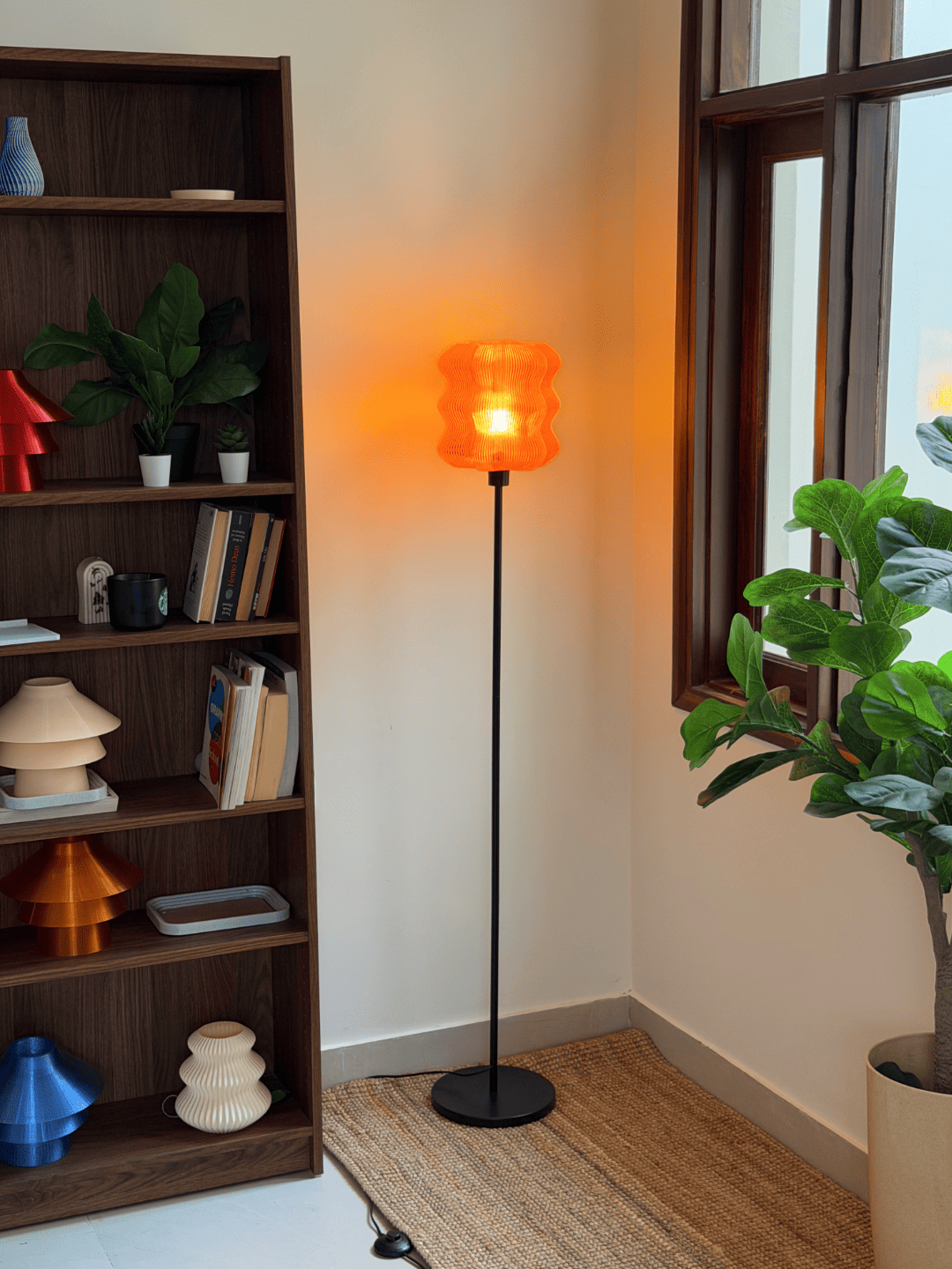 Ripple Floor Lamp