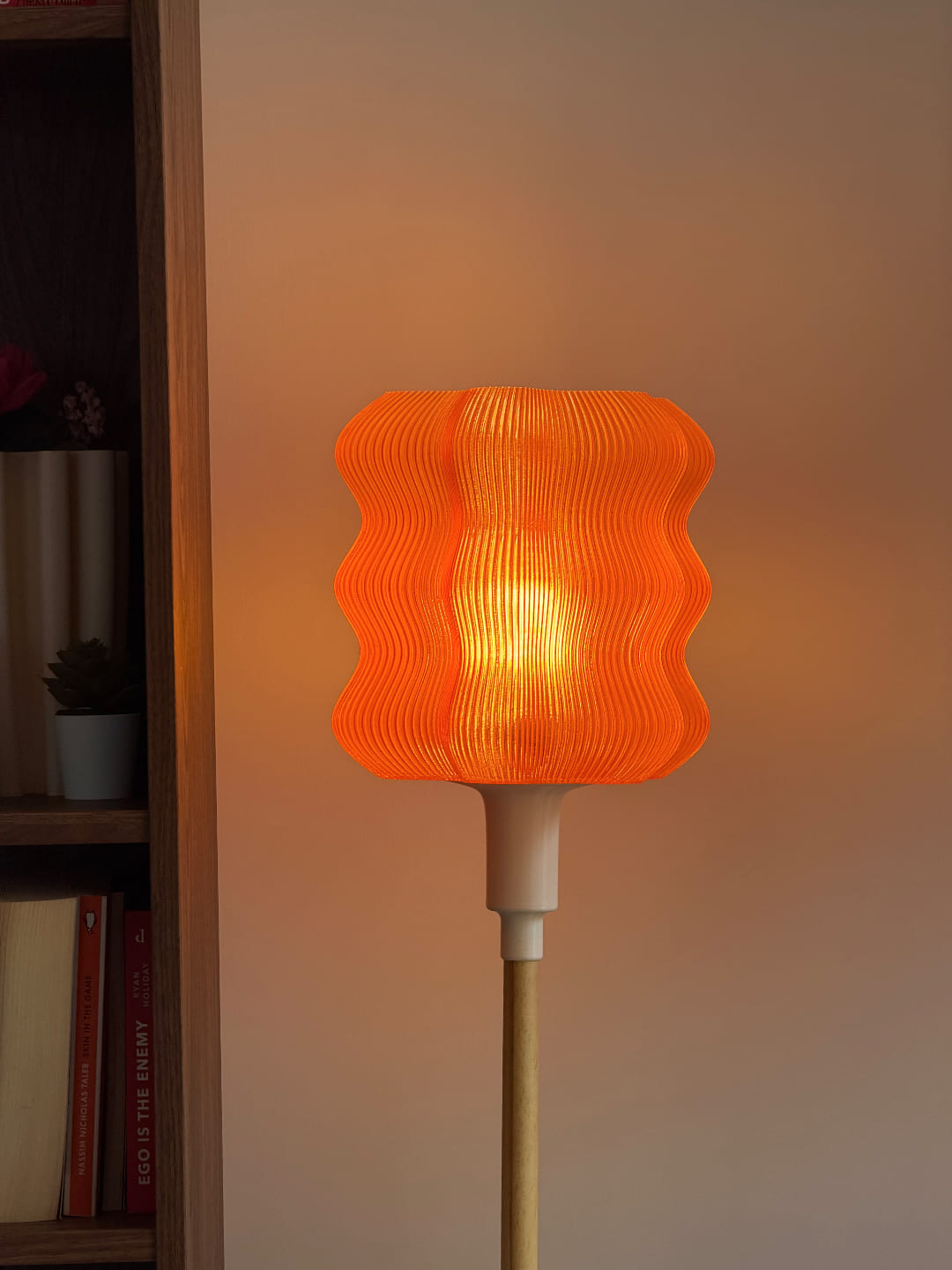 Ripple Wood Floor Lamp