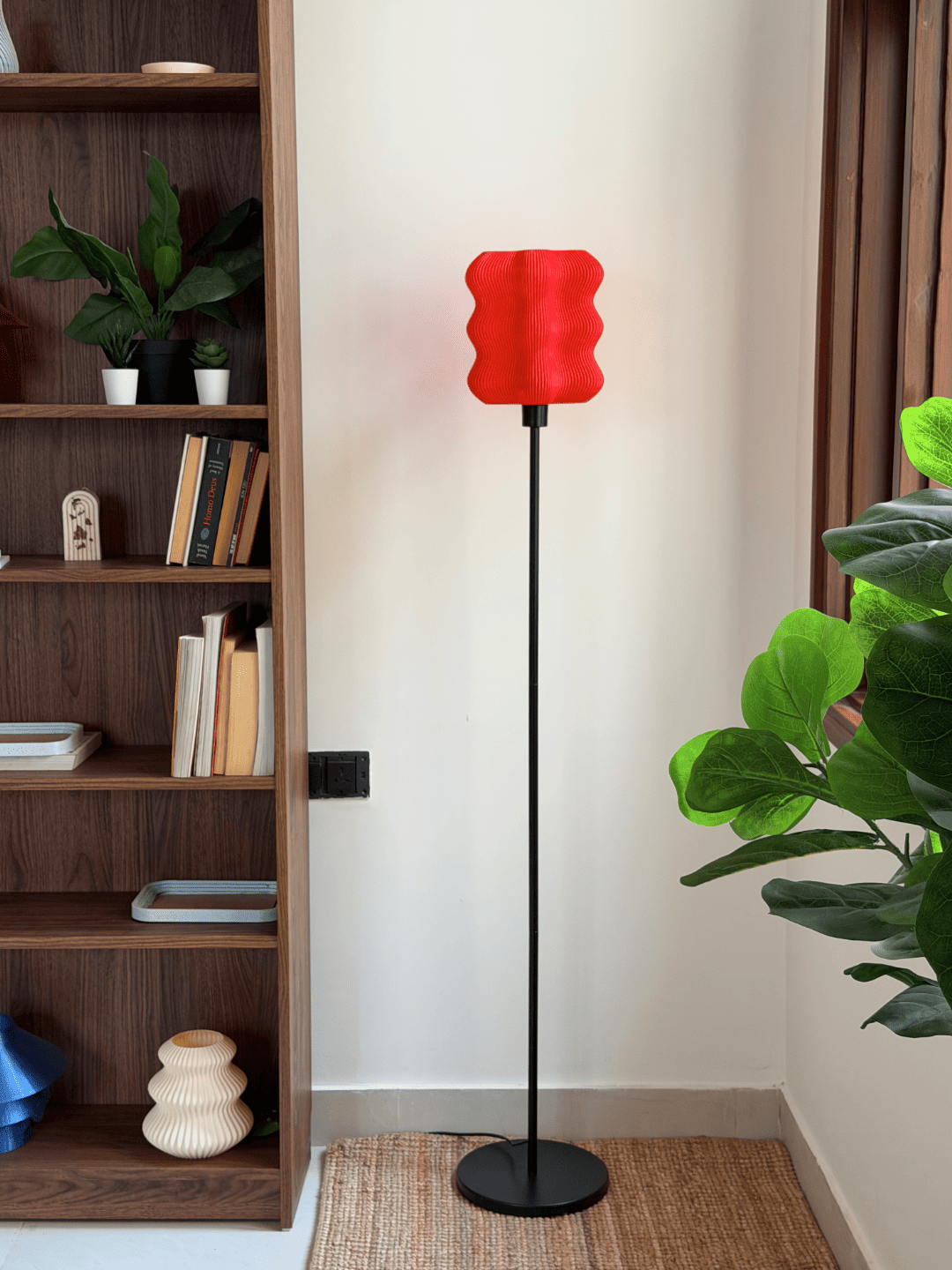 Ripple Floor Lamp