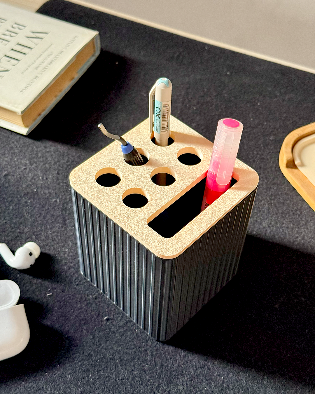 Bloc Pen Holder
