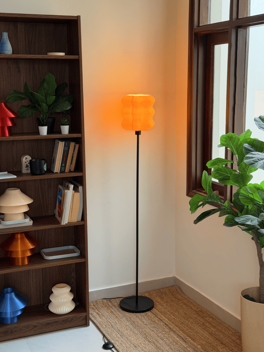 Ripple Floor Lamp