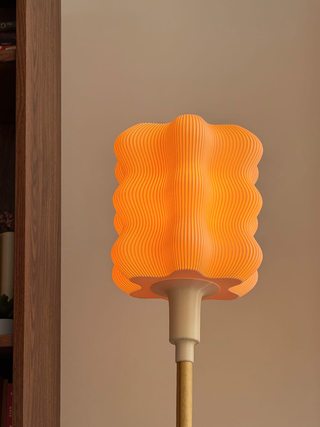Ripple Wood Floor Lamp