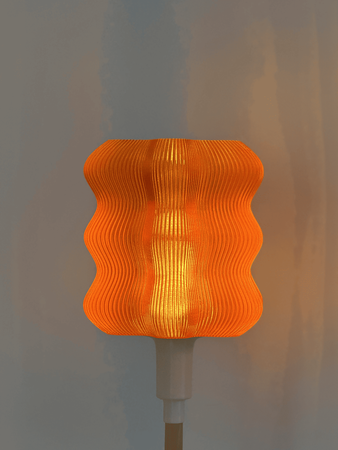 Ripple Floor Lamp