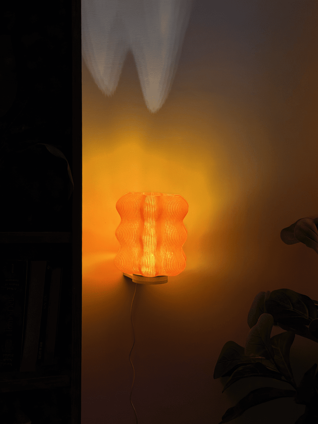 Solis Plug-In Wall Lamp
