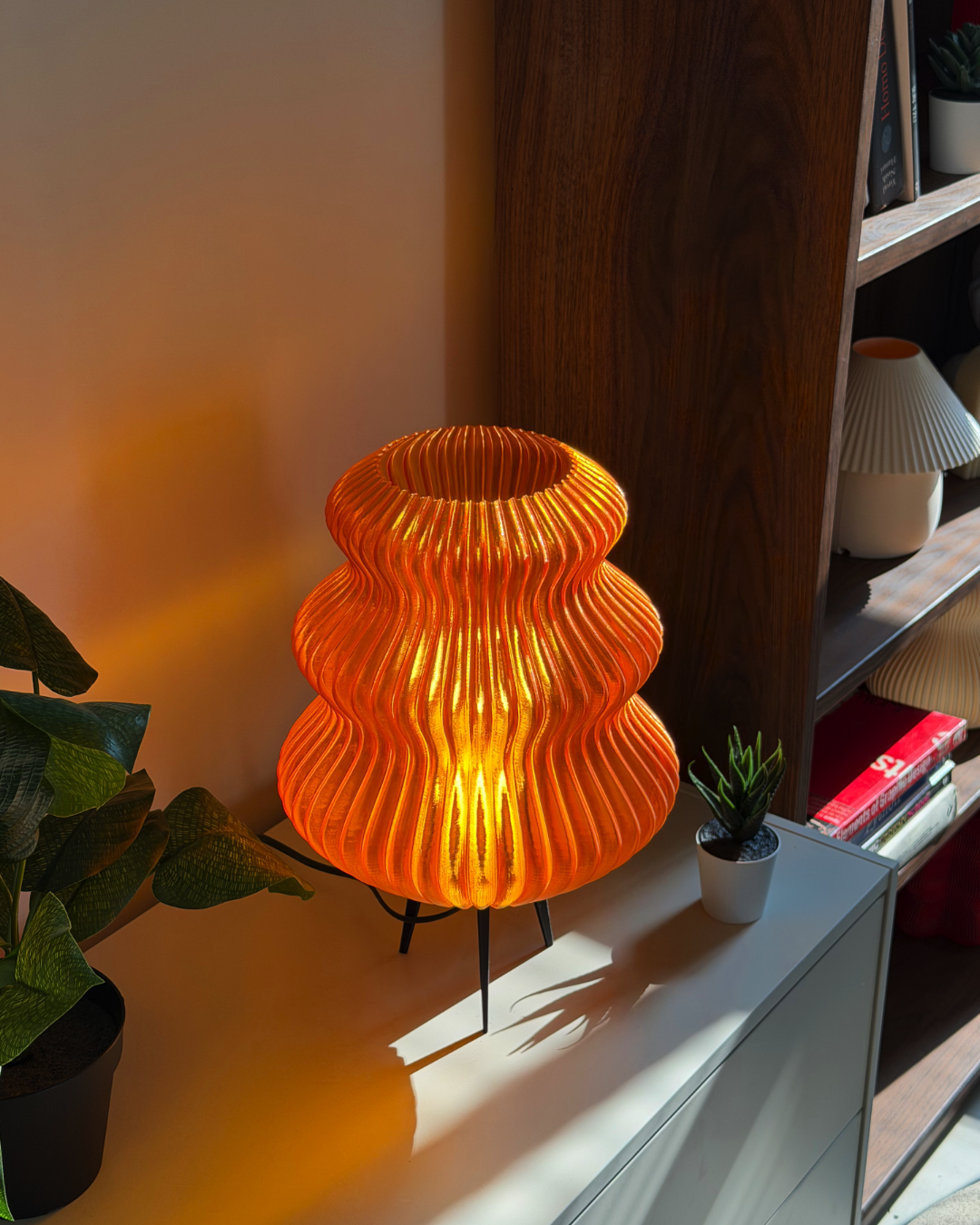 Solis Lamp