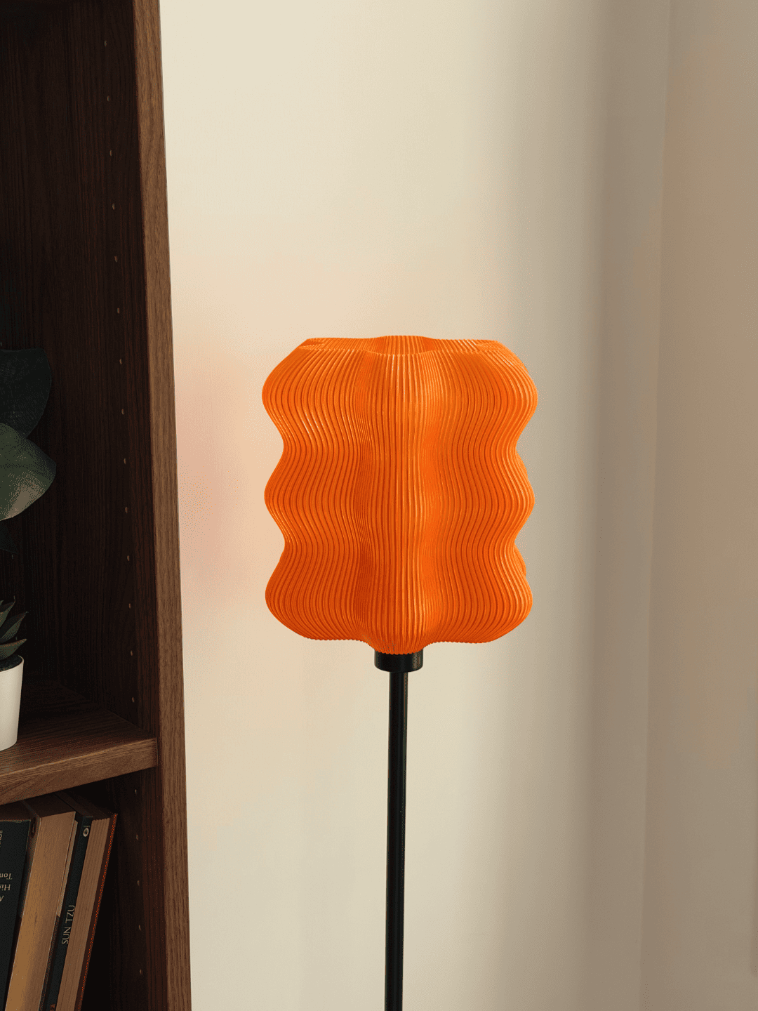 Ripple Floor Lamp